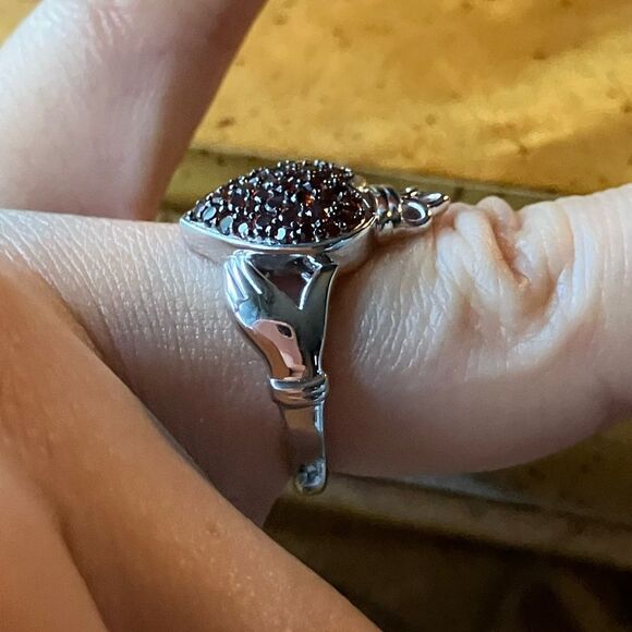 Natural Red Garnet Sterling Silver Claddagh Ring Size 6 - Picture 3 of 9